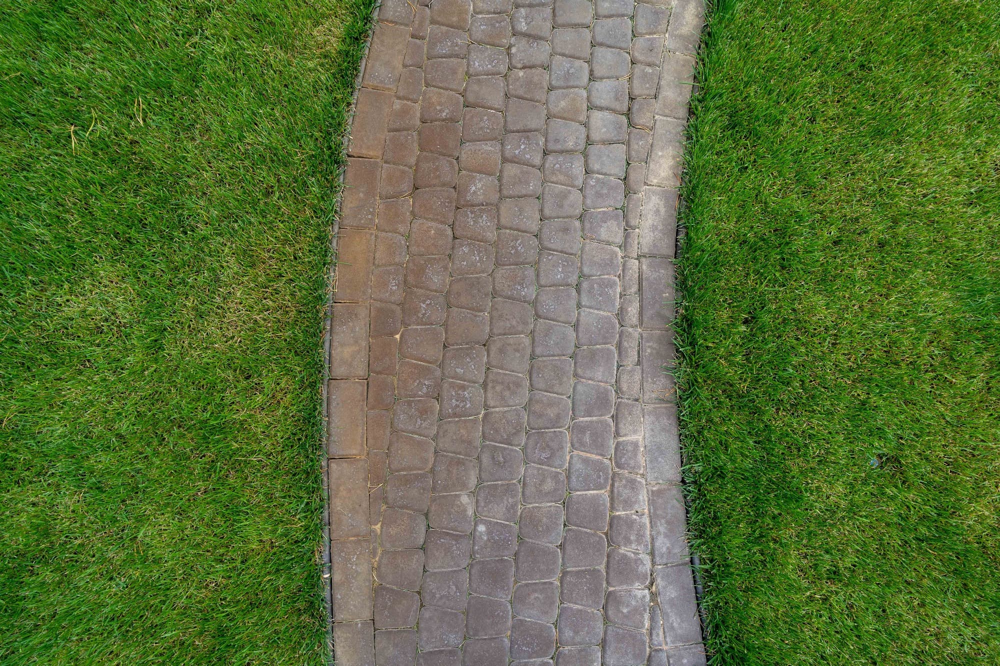Плитка тротуарная BRAER Классико круговая коричневый, 73*110*115*60 мм