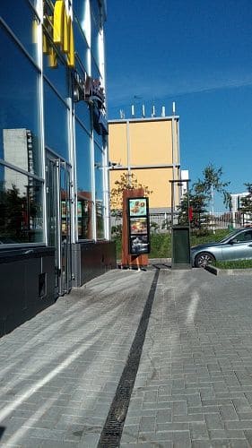Лоток Standartpark S'park-2 DN100 с чугунной щелевой решеткой