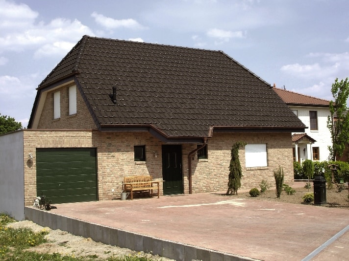Керамическая черепица боковая левая Koramic Alegra 9 Dark Brown Engobe