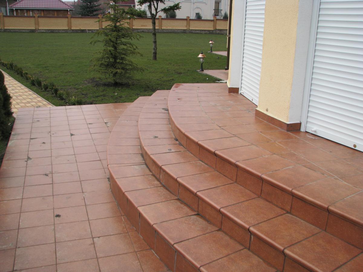 Клинкерная ступень флорентинер Stroeher Keraplatte Roccia 839 ferro, 340x240x12 мм