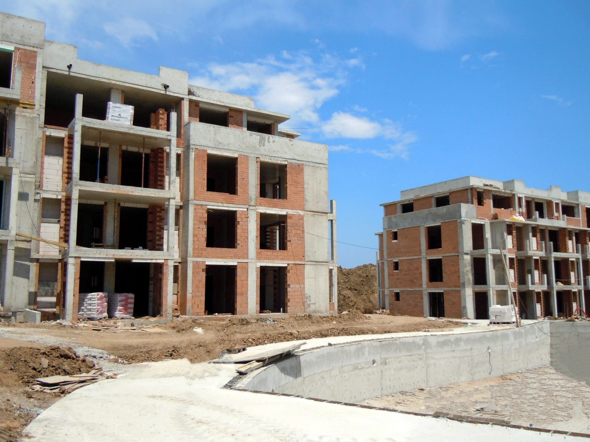 Керамический блок Forati c горизонтальными пустотами, 250*200*250 мм