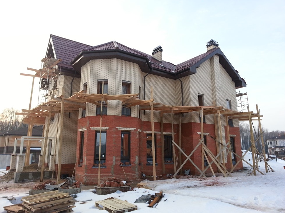 Керамическая черепица рядовая ERLUS Forma мароон, глянцевый ангоб