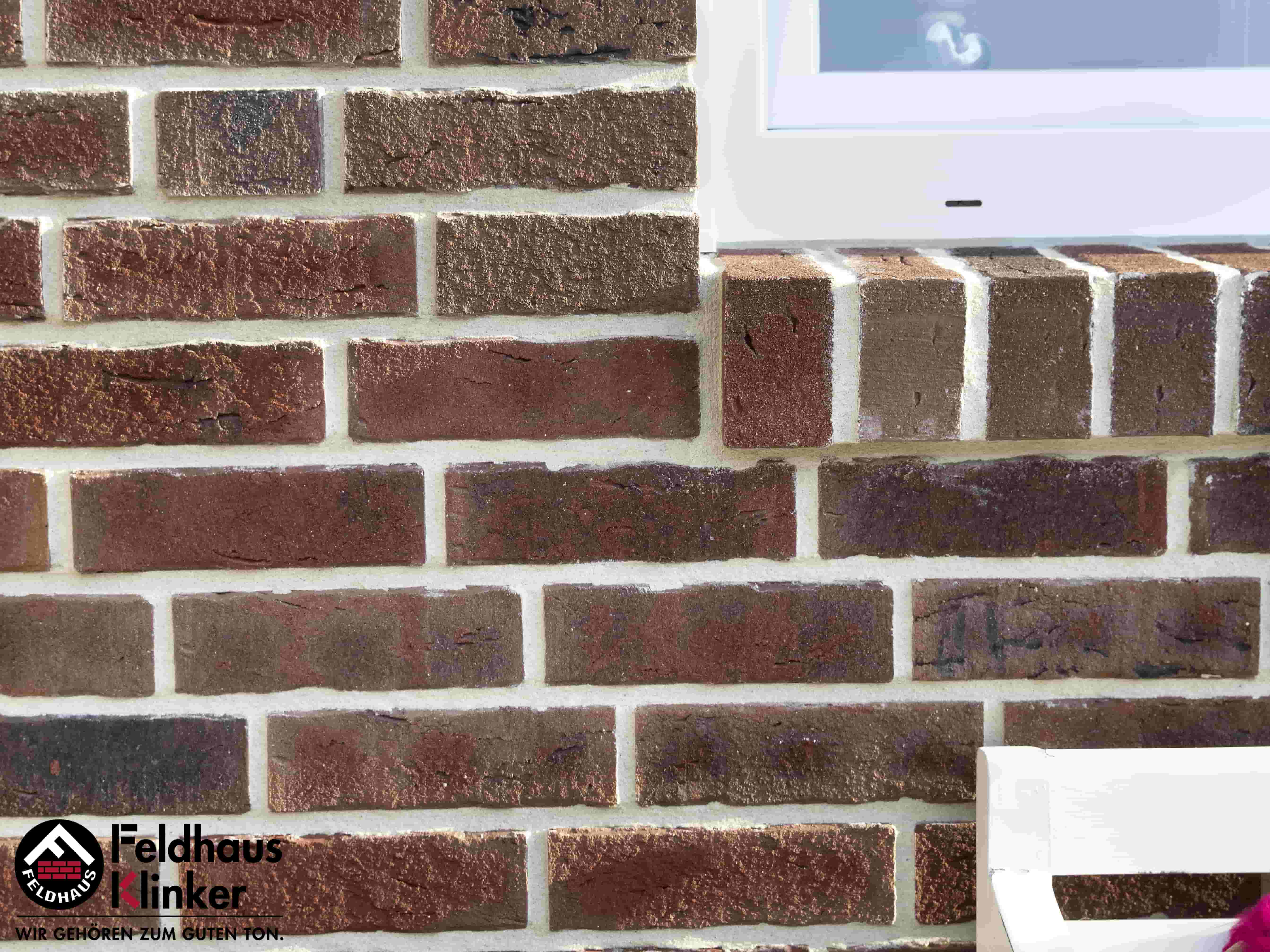 Клинкерная плитка угловая ручной формовки Feldhaus Klinker NF 14 W663 sintra cerasi nelino 240*71*115*14 мм