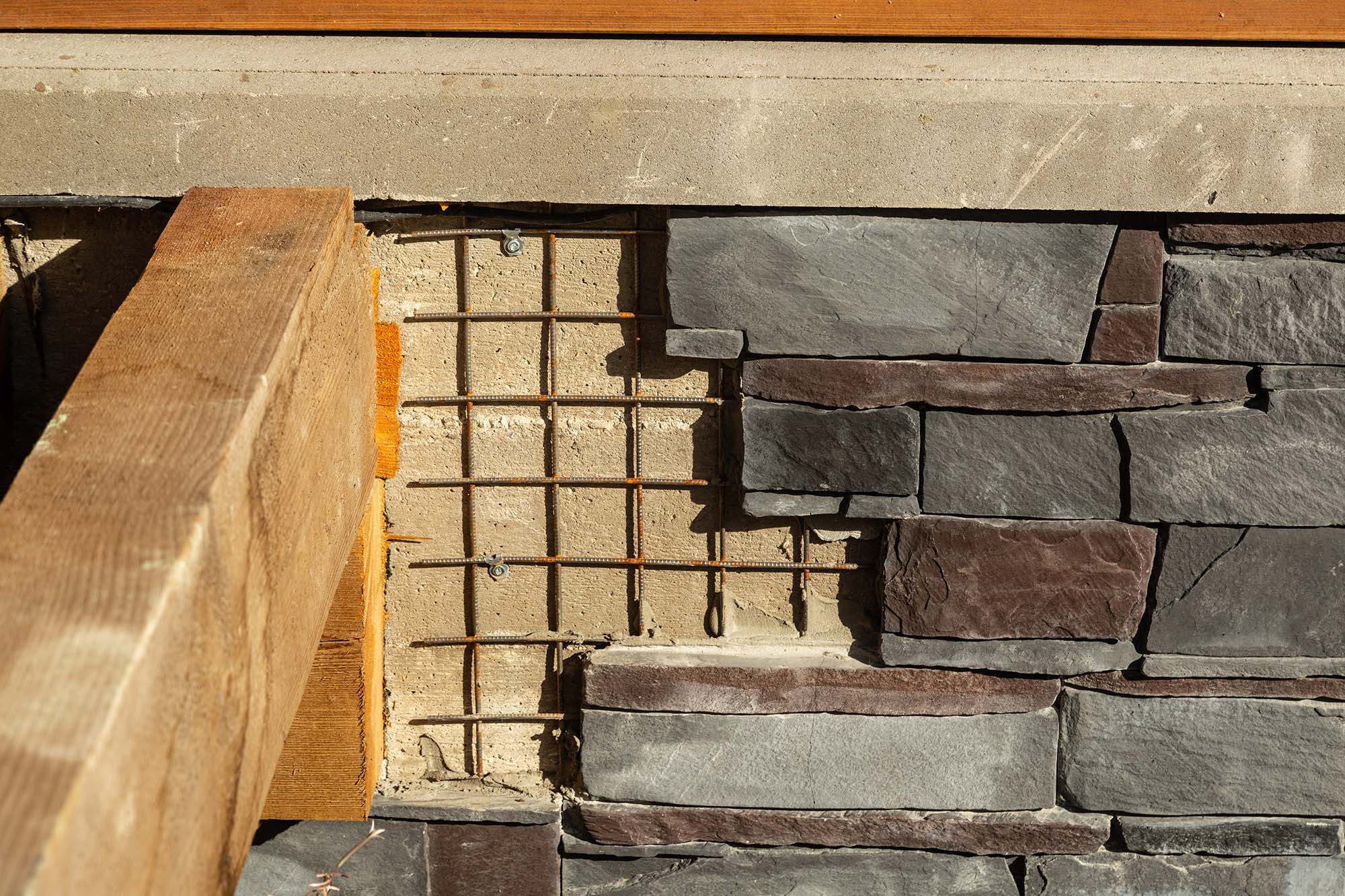 Облицовочный искусственный камень Redstone Грот GR-73/R