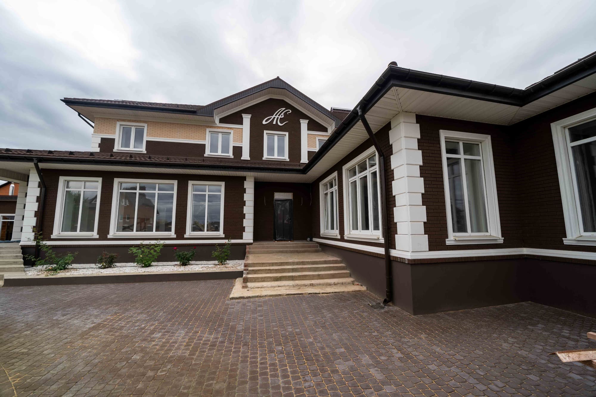 Плитка тротуарная BRAER Классико круговая коричневый, 73*110*115*60 мм