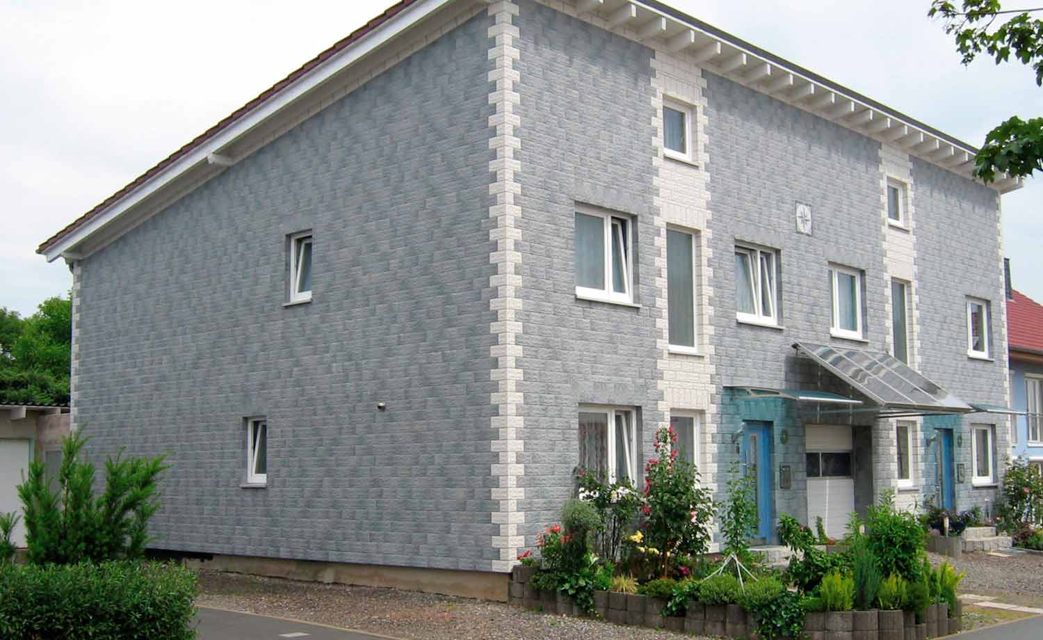 Керамогранит для цоколя Stroeher Kerabig KS 06 grau рельефная, 302*148*12 мм