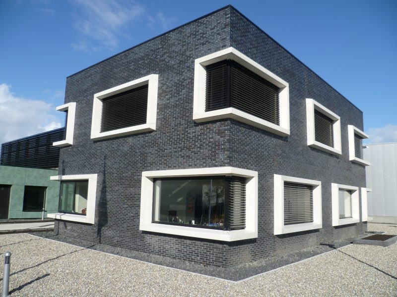 Кирпич облицовочный Terca Ebonywood 240*90*40 мм