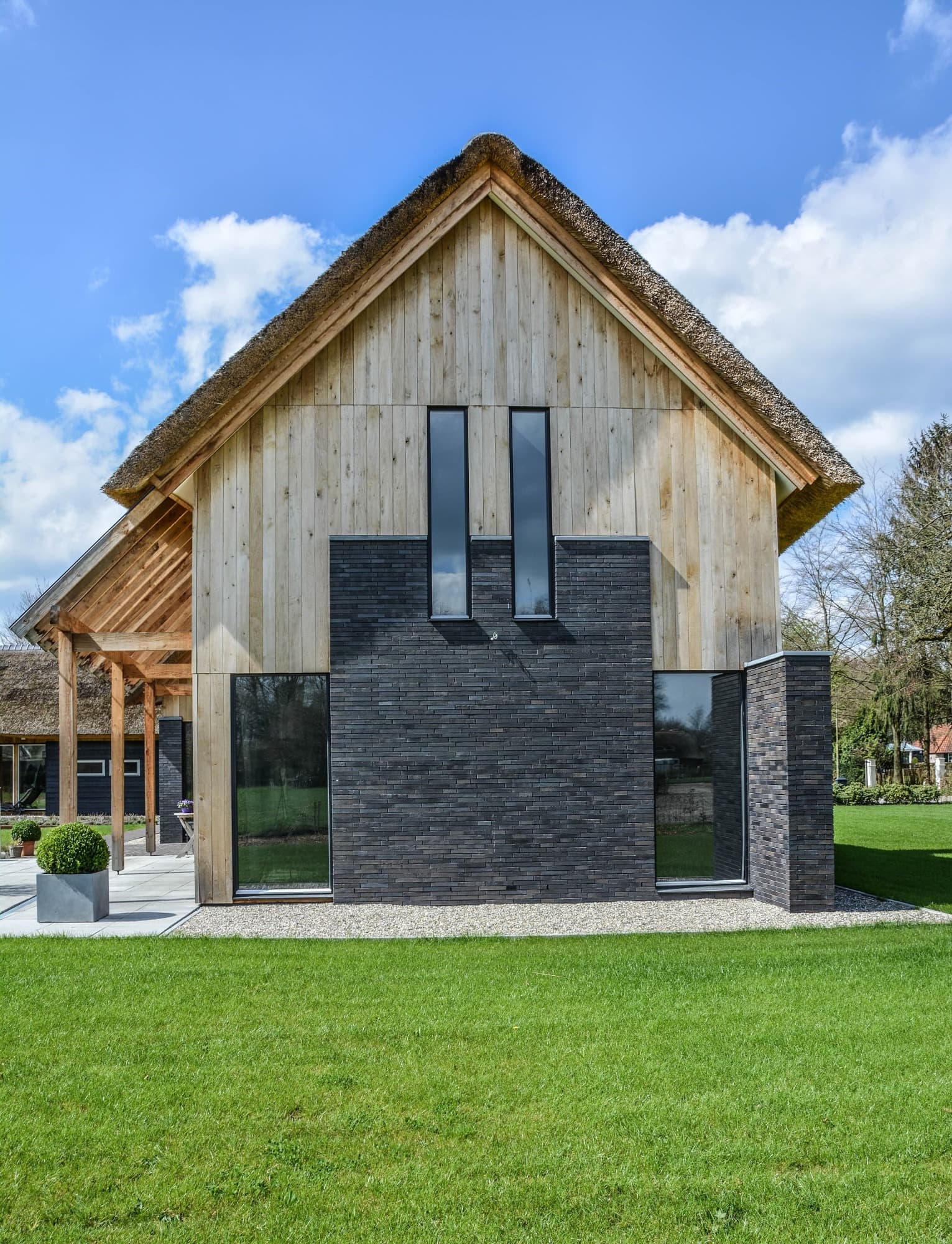 Кирпич клинкерный Muhr 15 Schwarz-bunt Edelglanz гладкий, 290*90*71 мм