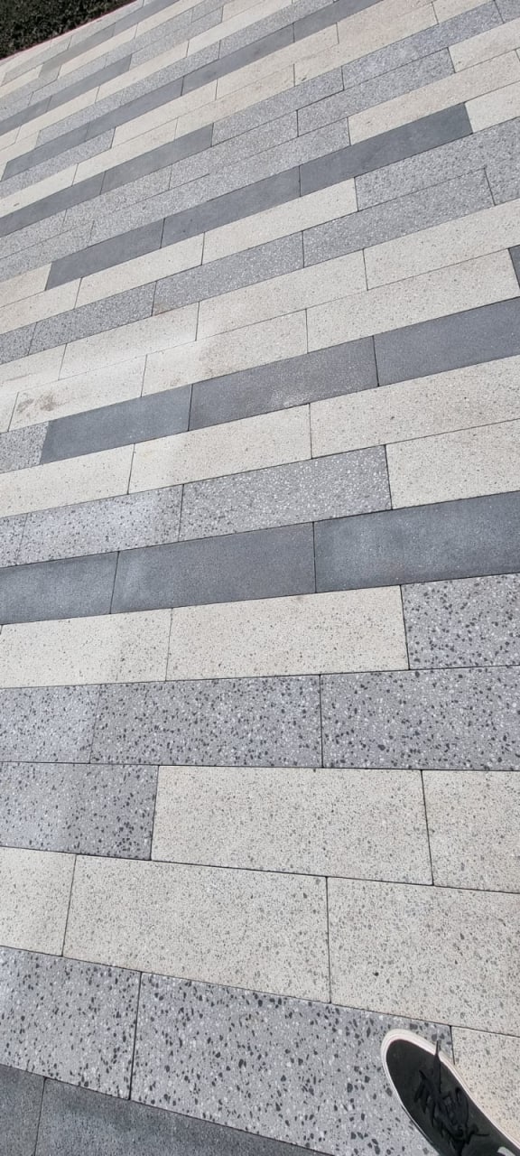 Плитка тротуарная Готика, Granite FINERRO, Плита Б.6.П.8, Амфиболит, 600*200*80 мм