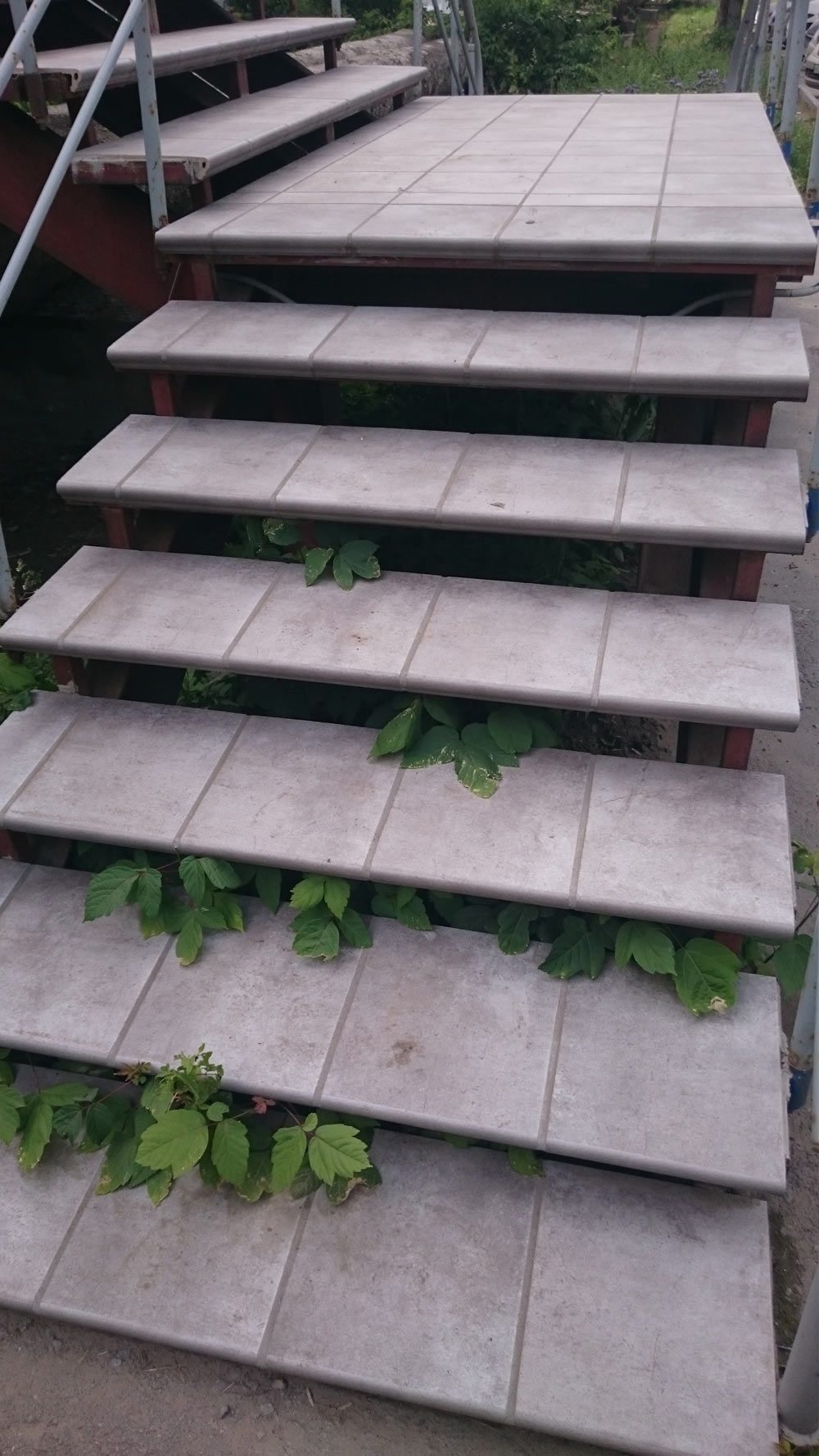 Клинкерная угловая ступень прямоугольная рядовая Loftstufe Stroeher Keraplatte Aera T 705 beton, 340х340х35х11 мм