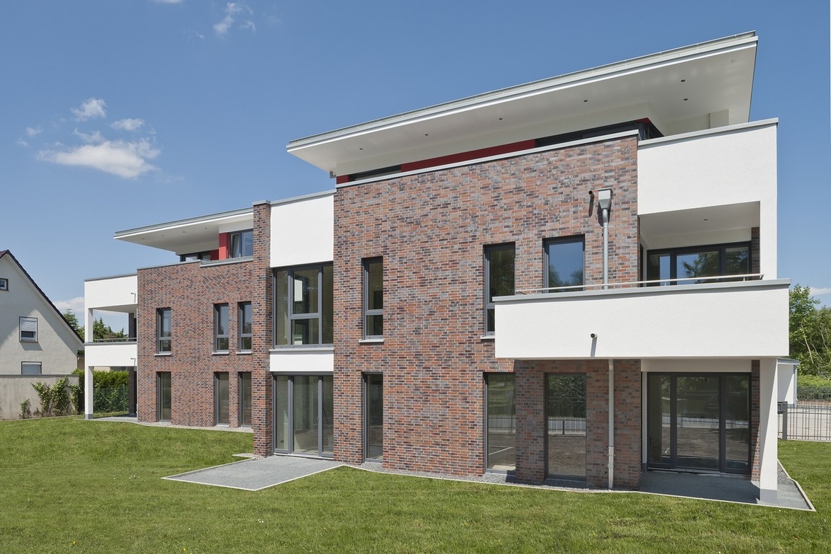 Клинкерная плитка под кирпич Feldhaus Klinker NF 14 R560 carbona carmesi colori  240*71*14 мм