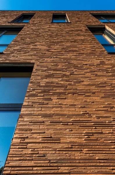Кирпич ригельный ручной формовки Terca Cassia Bruin, 400*95*48 мм