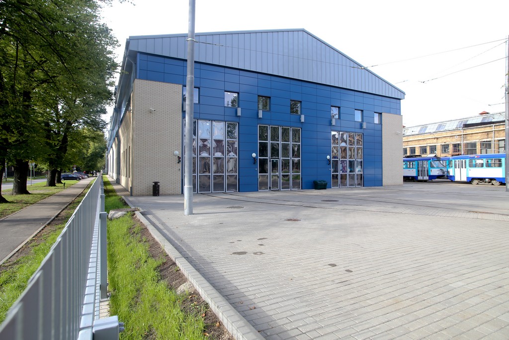 Кирпич облицовочный пустотелый Lode Sarmite гладкий, 250*120*65 мм