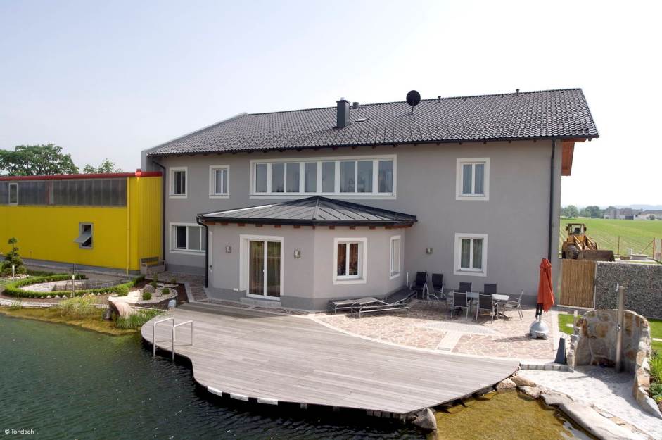 Керамическая черепица рядовая TONDACH Sulm black Amadeus