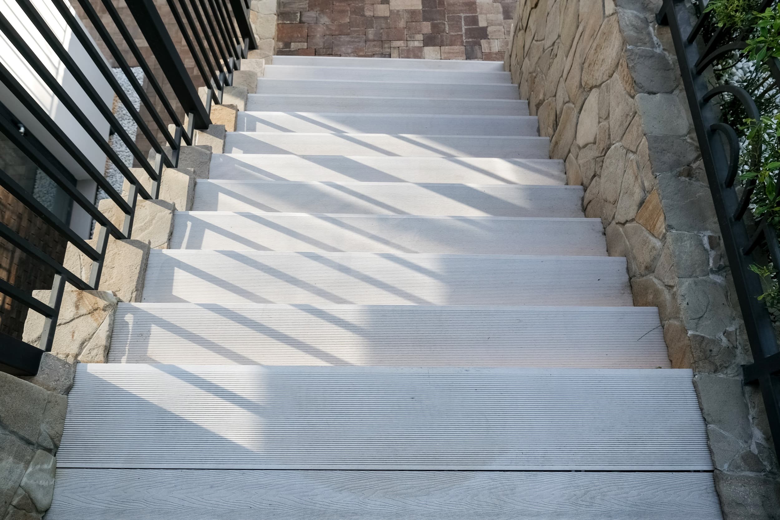 Террасная доска CM (CM Decking) Прочный (Robust) Ясень (Ashwood), 3000*140*25 мм