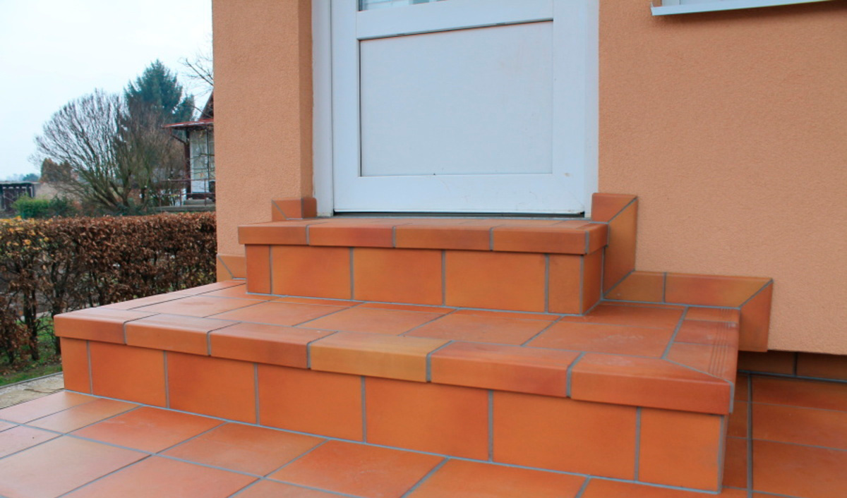 Клинкерная ступень прямой угол Stroeher Keraplatte Terra 307 weizengelb, 240х115х52х10 мм