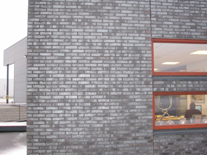 Кирпич облицовочный Terca Ebonywood 240*90*40 мм