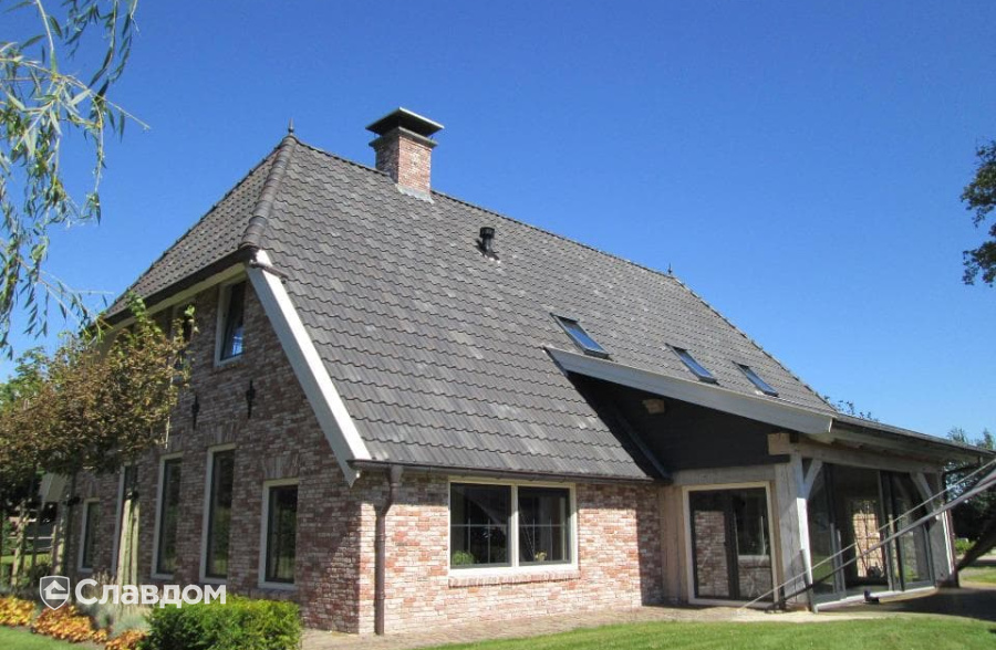 Частный дом с облицовкой кирпичом Terca Oude Veldsteen