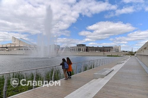 Набережная озера Нижний Кабан в республике Татарстан с использованием люка Standartpark