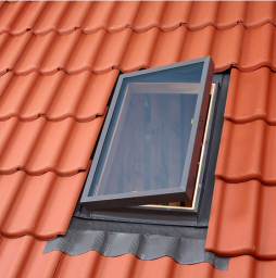 Окно-люк для неотапливаемых помещений VELUX VLT 1000, 450*730 мм