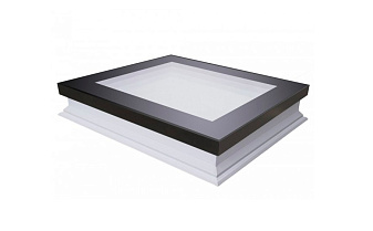 Окно для плоских крыш FAKRO DXF-D U6 без купола, 800*800 мм